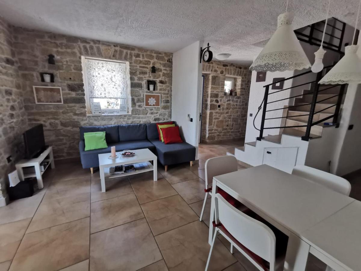 Puljane Holiday Home Toma מראה חיצוני תמונה