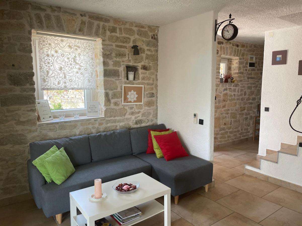 Puljane Holiday Home Toma מראה חיצוני תמונה